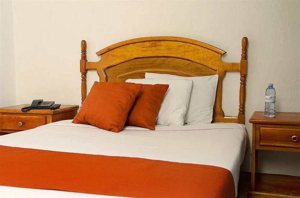 Hotel Central Parador Guadalajara